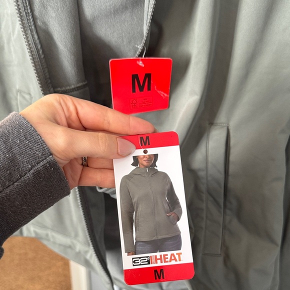 Hooded Softshell Jacket - Picture 3 of 7